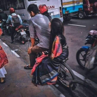 একাকীত্ব জীবন