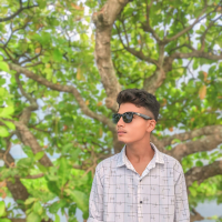 Nirobew হোসেন