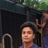 moom nahid